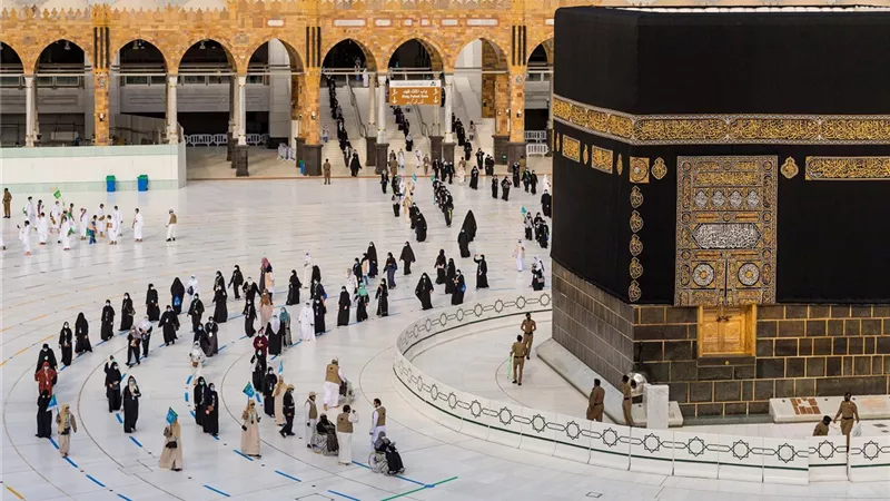 عادل حنفي: أسعار العمرة لن تقل عن 45 ألف جنيه هذا العام