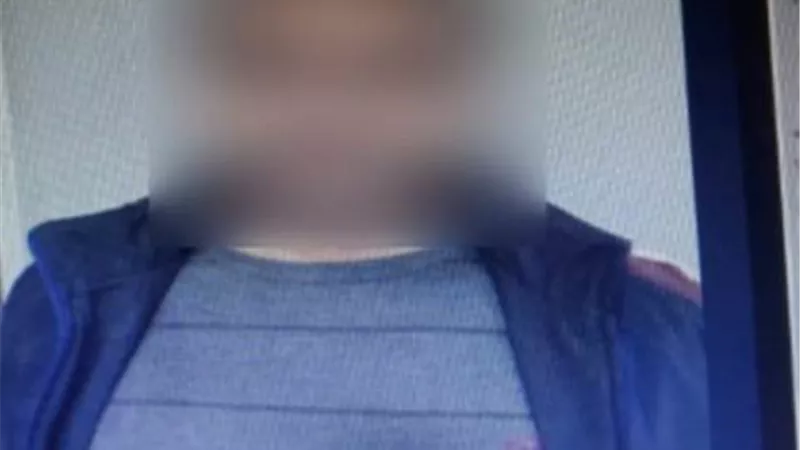 زوروا عقد سيارتين.. سقوط عصابة لتزوير المحررات الرسمية بالقاهرة