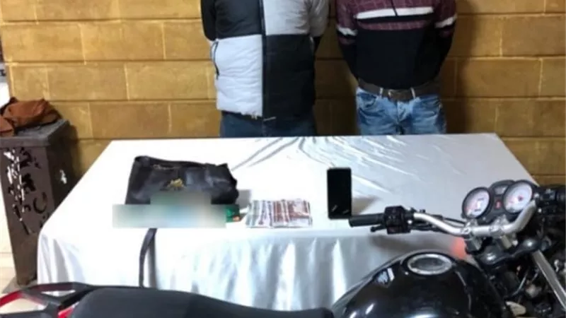 تفاصيل سرقة حقيبة سيدة بأسلوب الخطف في القاهرة