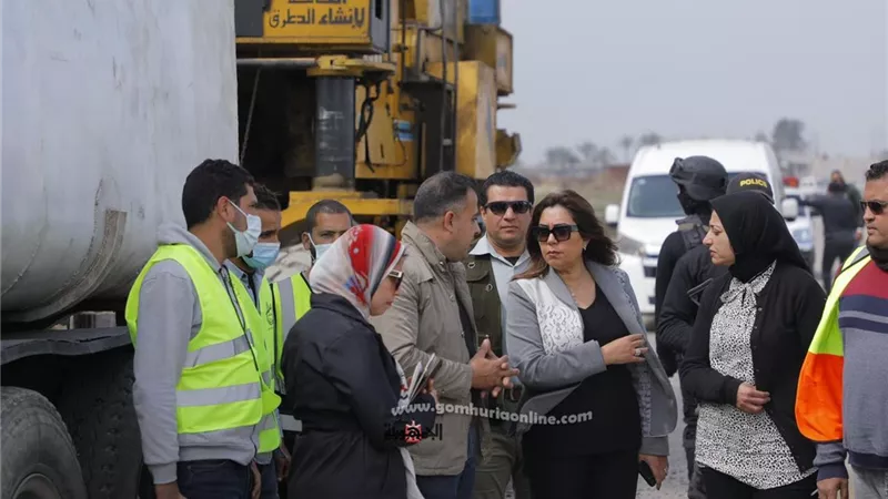 محافظ دمياط تقود حملة لرفع الإشغالات بطريق المنصورة