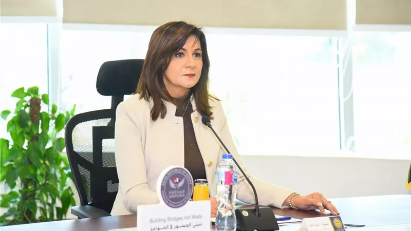وزيرة الهجرة: تواصل مستمر مع الجالية المصرية بأوكرانيا للوقوف على متطلباتهم