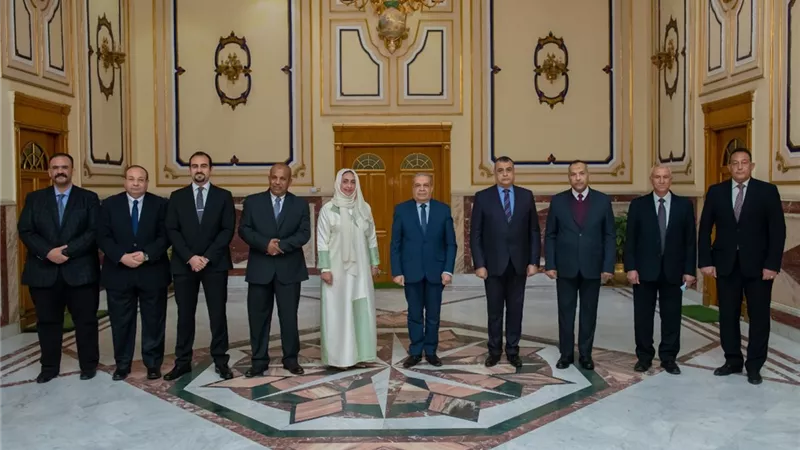 توقيع اتفاقية بين 