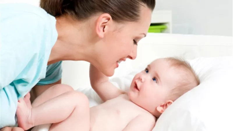 الأطفال يرثون ذكاءهم من الأم.. دراسة تؤكد