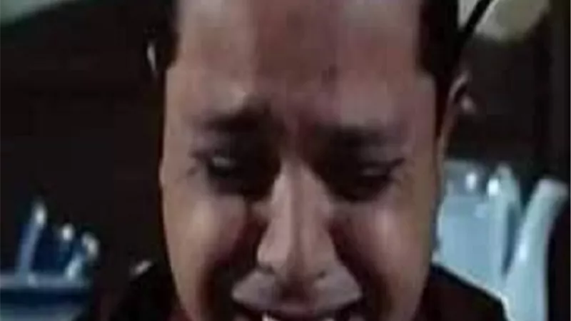 حد باصصلنا في حياتنا وفاضلنا اجتياح الزومبي.. هنيدي يعلق على حرب روسيا وأوكرانيا