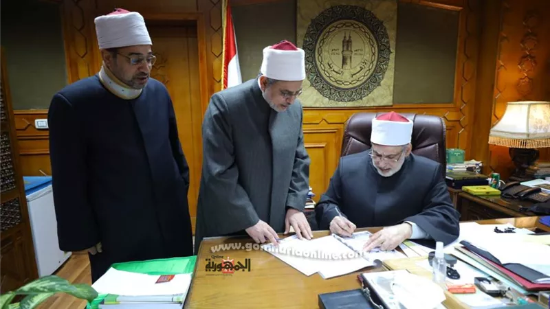 وكيل الأزهر يعتمد نتيجة الدور الأول للبرنامج التأهيلي للالتحاق بالتعليم الأزهري