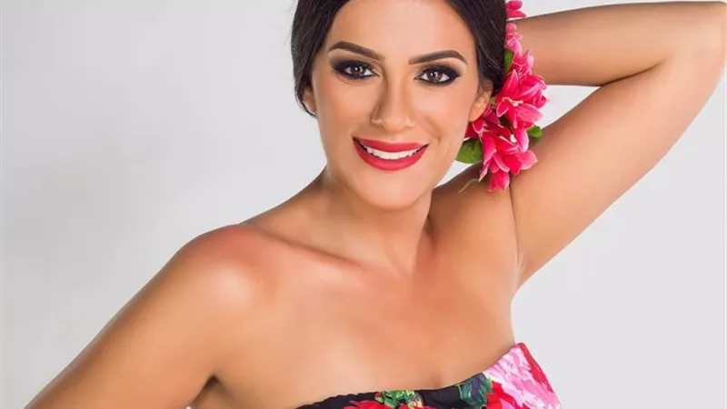 إنجي المقدم لمفيدة شيحة: زوجي أكبر مني بعامين ومتزوجة منذ ٢١ عامًا