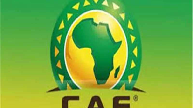 الكاف يعلن موقفه من حضور الجماهير مباراة الزمالك والوداد المغربى