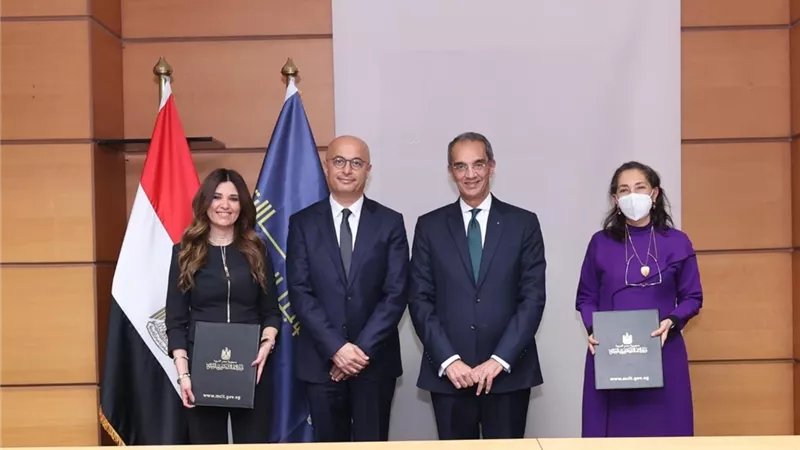جامعة مصر المعلوماتية: فصول ذكية وتطبيق طرق التعليم الحديث