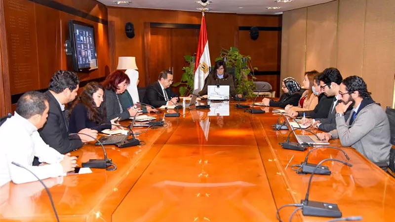 وزيرة الهجرة تعقد اجتماعا مع ممثلين عن الجالية والطلبة المصريين بأوكرانيا