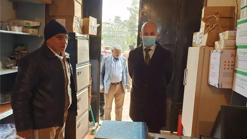 مديرصحة الشرقية يتفقد الخدمات الطبية بأولاد صقر ويكافئ الفرق المتحركة