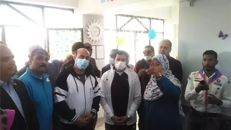 وزير الشباب والرياضة يفتتح مركز تخاطب وتأهيل مركز شباب بدر بأسوان