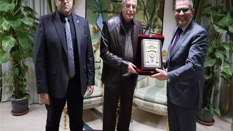 فوده يستقبل رئيس جامعة مصر للعلوم والتكنولوجيا بشرم الشيخ