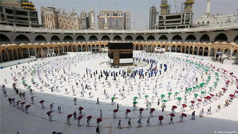 السعودية تعلن السماح للأطفال بدءا من 7 سنوات بدخول الحرمين الشريفين