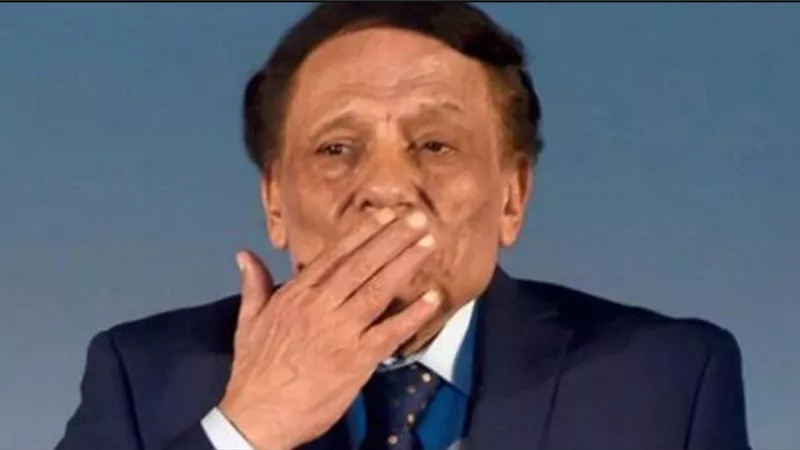 شقيق عادل إمام : 