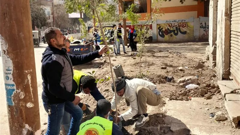 محافظ أسيوط: حملات نظافة وتشجير وتمهيد طرق وشوارع بمركز ومدينة ساحل سليم