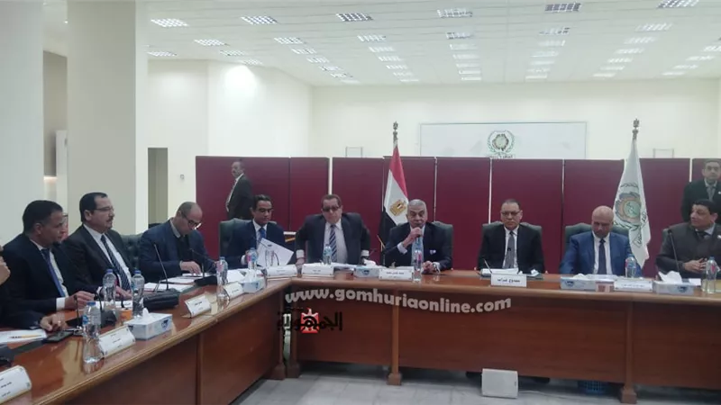 محافظ الشرقية يُشارك في إجتماع مجلس أمناء مدينة العاشر من رمضان