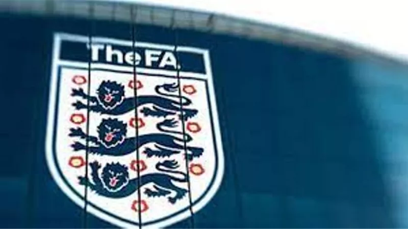 الاتحاد الانجليزى لكرة القدم يرفض مواجهة روسيا بسبب الهجوم على اوكرانيا