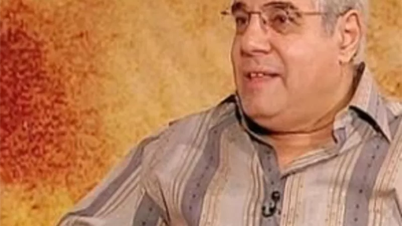 وفاة المؤلف مصطفى سعد