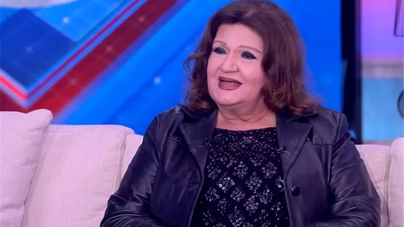 ميمى جمال توجه رسالة لـ طليق ياسمين رئيس