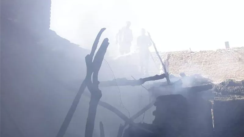 السيطرة على حريق أتى على محتويات منزل دون مصابين بقرية الحليلة جنوب الأقصر