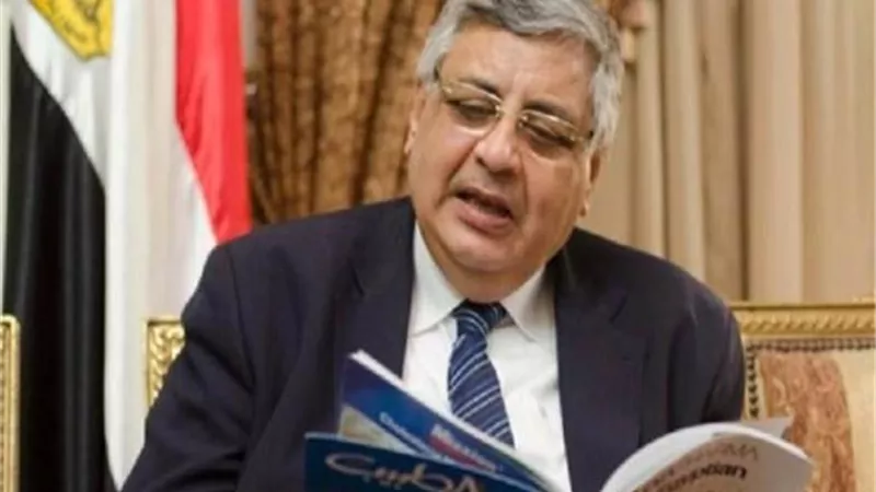 مستشار الرئيس للصحة: بدأنا نشهد إنحسارا لحالات كورونا.. وأوميكرون قلت شراسته عن المتحورات الأخرى
