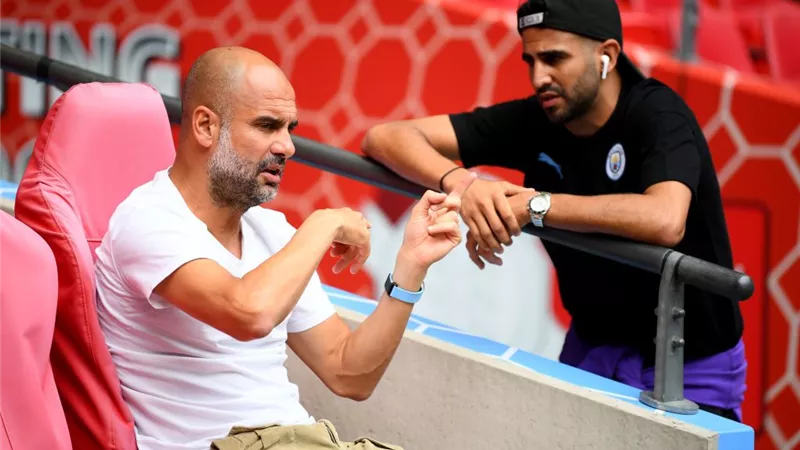 محرز يعود.. كيف يفكر جوارديولا قبل ديربى مانشستر؟