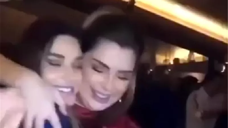 سيرين عبدالنور تحتفل بعيد ميلاد شقيقتها سابين