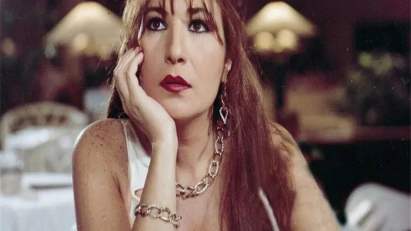 تعرضت لمضاعفات ولم تستغرق أكثر من 8 ساعات.. شقيق جالا فهمي يكشف سبب وفاتها