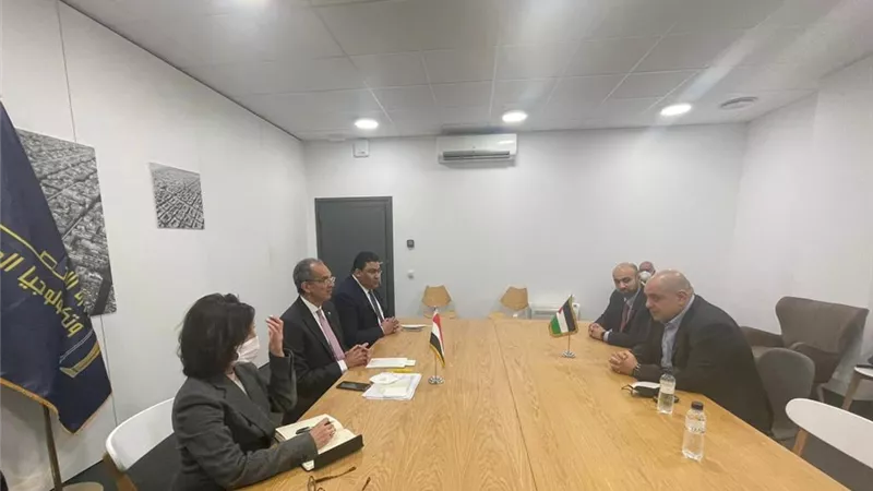 وزير الاتصالات يلتقى نظيره الاردنى لبناء القدرات الرقمية ودعم ريادة الأعمال