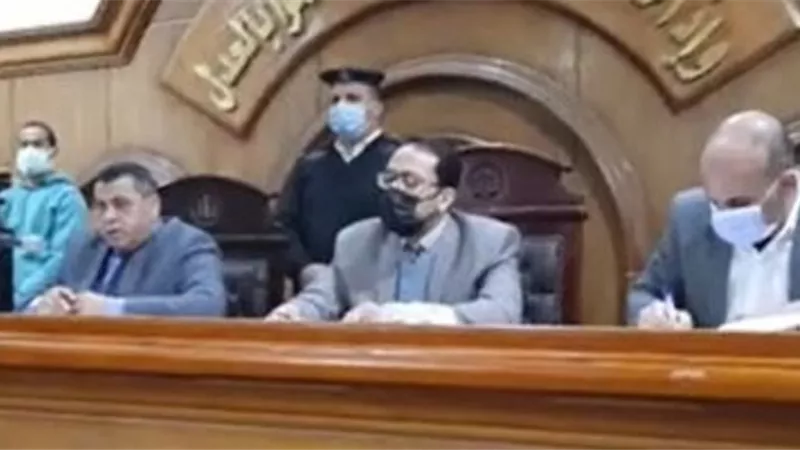 تأجيل محاكمة قاتل ابن زوجته بالشرقية