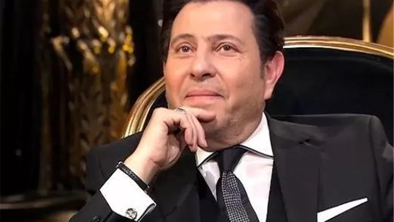 سرقة حسابات هاني شاكر على فيس بوك والنقيب يتوعد بإجراء حاسم