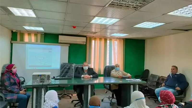 مدير التأمين الصحى بالشرقية يشهد اجتماع تمريض مكافحة العدوى ويكرم النماذج المتميزة