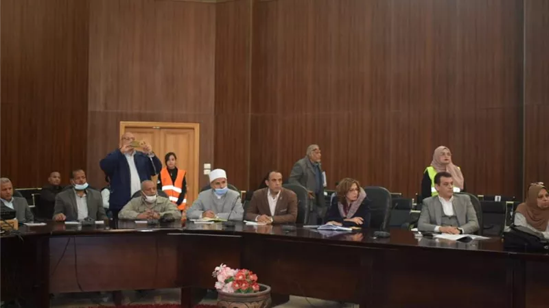 صندوق مكافحة الإدمان يستعرض قانون فصل الموظف متعاطي المخدرات بالبحر الأحمر