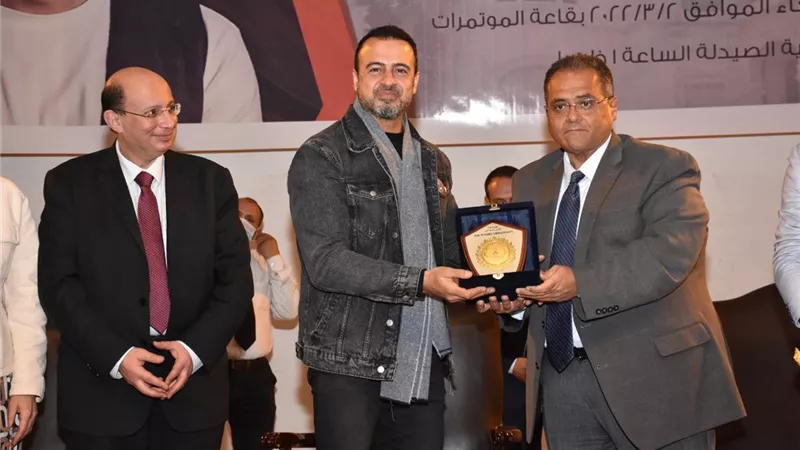 نائب رئيس جامعة عين شمس: الداعية مصطفى حسنى نجح في تجديد الخطاب الديني