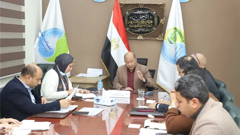 مياه أسيوط: اجتماع اللجنة الدائمة لتسكين العمالة وفقا للمسمى الوظيفي