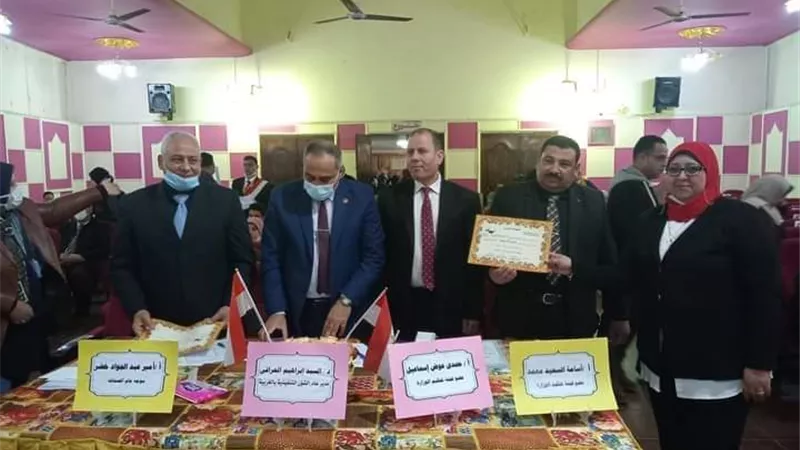 تكريم اوائل الجمهورية في الاعلام التربوي بالغربية