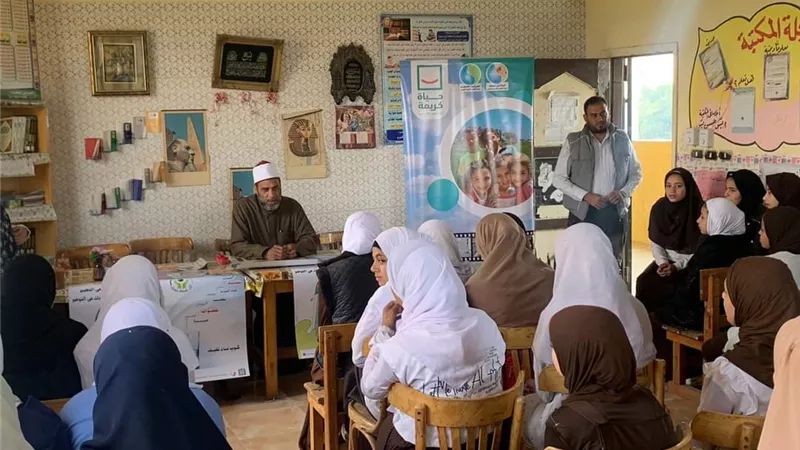 ندوة توعيه لطلاب معهد بنى ماضى فى ببا