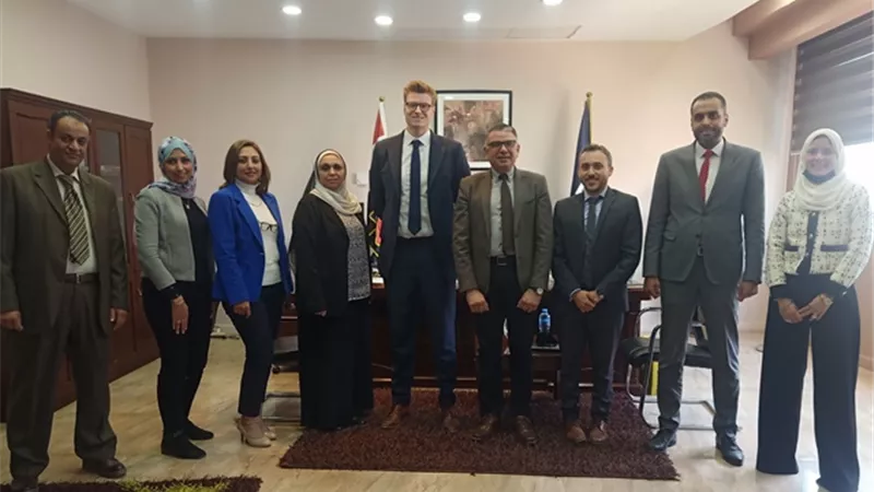 تفاصيل اجتماع كلية الإدارة والاقتصاد بجامعة بدر مع شركة وايلى الأمريكية.. بالصور