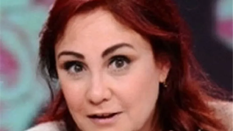 شيرين: 