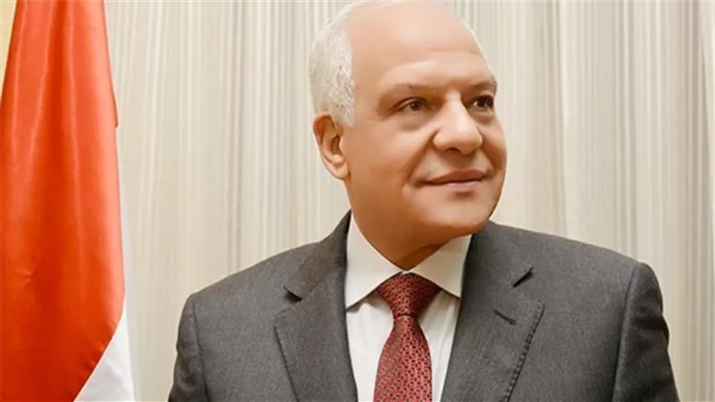 وقف معلم الهرم المتحرش بتلميذات الابتدائي ٣ شهور