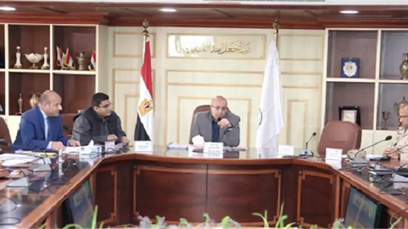 الموافقة على 36 طلب تقنين جديد لأراضى ببني سويف