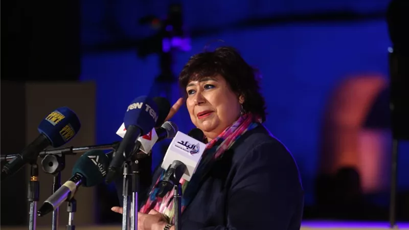 وزيرا الثقافة والسياحة والاثار ومحافظ قنا يطلقون فعاليات الدورة الثانية من مهرجان دندرة للموسيقى والغناء