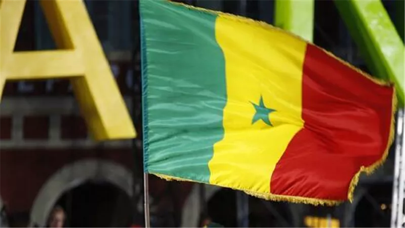 السنغال تتهم سفارة أوكرانيا بتجنيد مواطنيها كمتطوعين للحرب ضد روسيا