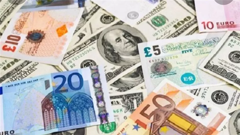أسعار العملات اليوم الجمعة 4-3-2022