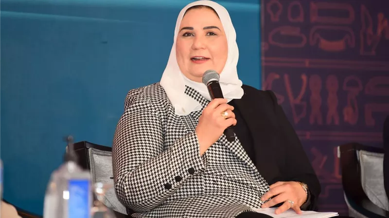 وزيرة التضامن: تدخلات المجتمع المدني في القضاء علي الفقر تتخطي قيمتها الـ ٥ مليارات جنيه أثناء جائحة كورونا