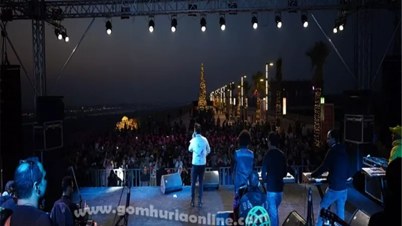 مصطفي حجاج يشعل أولي حفلات بورتو المنيا بحضور 