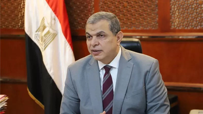 بالأسماء.. سعفان: تحويل 1.4 مليون جنيه مستحقات العمالة المغادرة للأردن