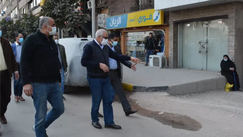 بالفيديو.. محافظ الجيزة يتفقد أعمال تطوير شارع التحرير وميدان المساحة