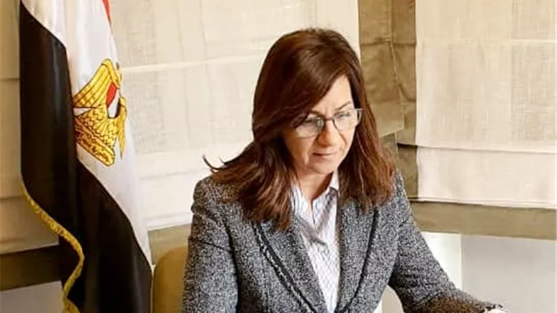وزيرة الهجرة تعلن طرح استمارة تسجيل موحدة للطلاب الدارسين في أوكرانيا بشأن مطالبهم