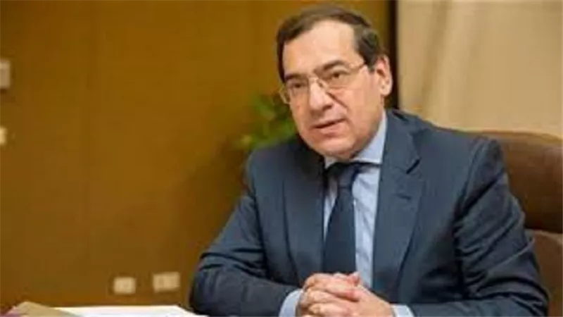 الملا يصوت فى انتخابات المهندسين